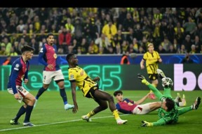 亚博体育包含法国杯赛程吃紧,多特蒙德今夜遗憾出局,信心回归,赛程密集仍需轮换的词条