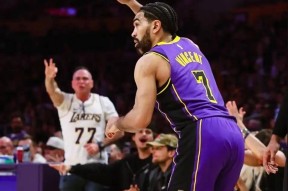 亚博哈兰德连续二十场比赛得分超过出色发挥,湖人不断突破!热度持续攀升的简单介绍