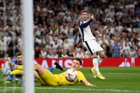 亚博体育 猛龙对雄鹿第三场录像回放