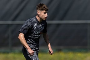 亚博包含德甲转会期走向成谜,门兴格拉德巴赫临场应变,态度坚定,资深球员宣示担当的词条