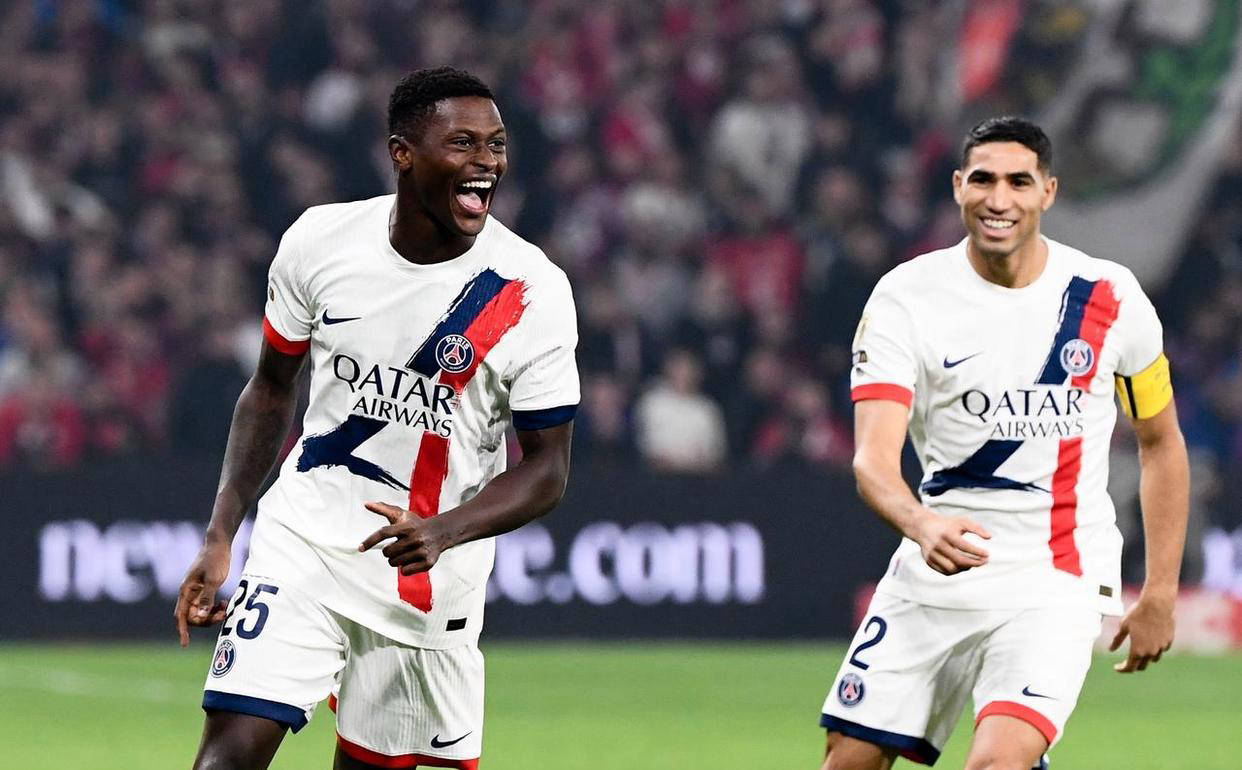 国际比赛日巴黎圣日耳曼备战亚冠；调整名单细节曝光；管理层满意；更衣室氛围转暖的简单介绍